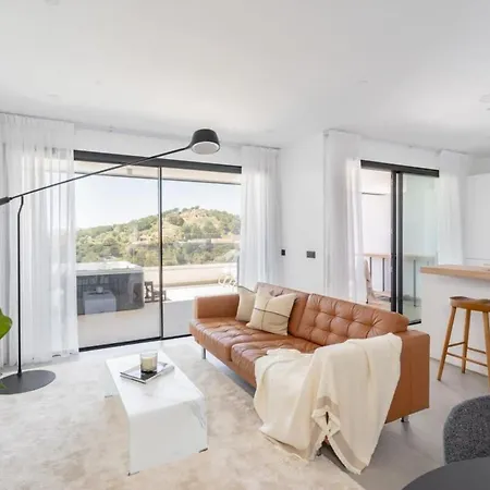 Mirador Hills 17 Luxury Jacuzzi 埃斯特波纳