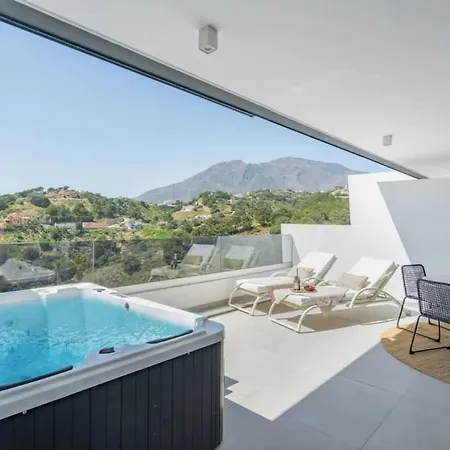 Mirador Hills 17 Luxury Jacuzzi 公寓