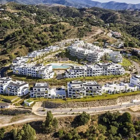 Mirador Hills 17 Luxury Jacuzzi 埃斯特波纳